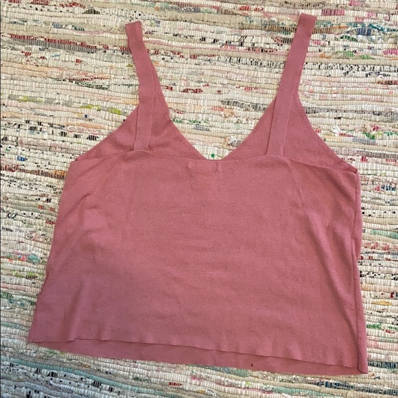 Loose fitting tank top - Picture 3 of 3
